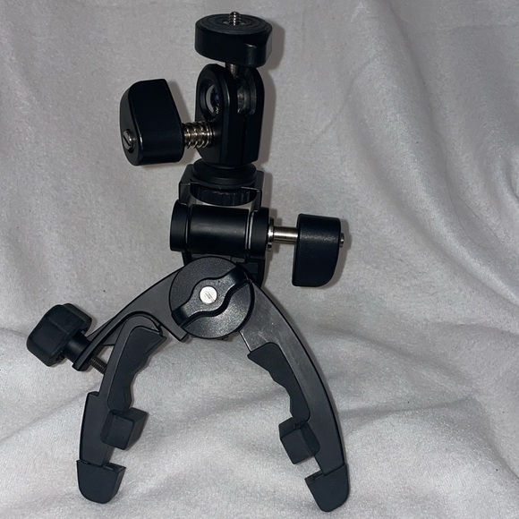 Promaster System Pro ''The Clamper'' Universal Clamping Tripod - Picture 5 of 7